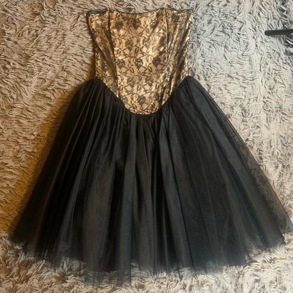 Vintage 80s Gunne Sax black and cream mini dress sz 5